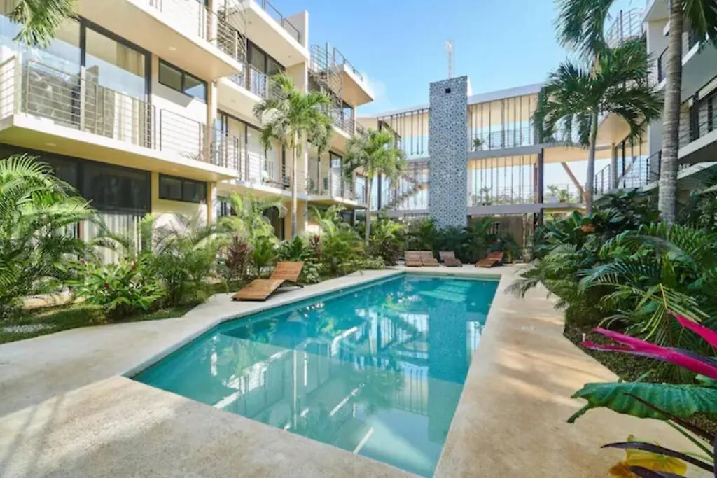 203 Amena, Minutes From The Sea Comfy 1Br Apt W/Gym Apartment Tulum 0*,  Mexico