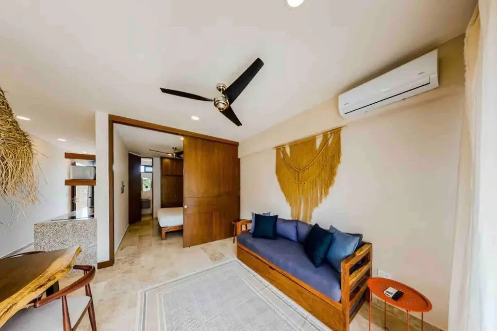 203 Amena, Minutes From The Sea Comfy 1Br Apt W/Gym Apartment Tulum 0*,  Mexico